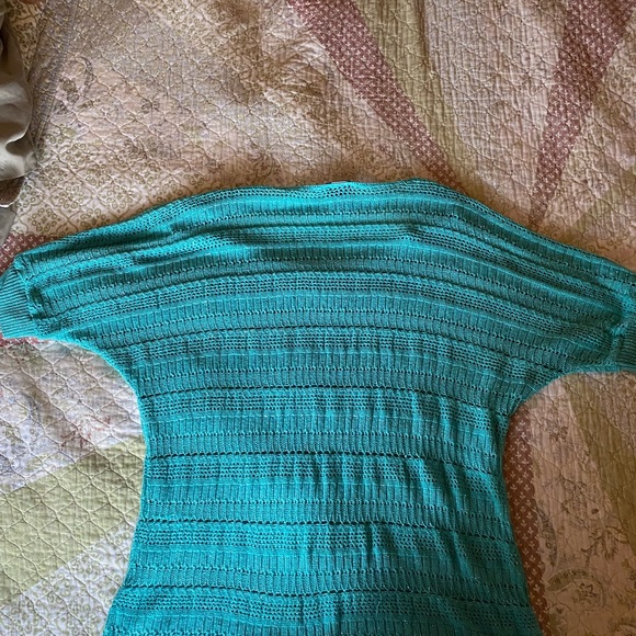 Womens short sleeve sparkly sweater - Picture 7 of 7